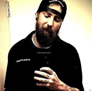 Meet your Posher, Kyle